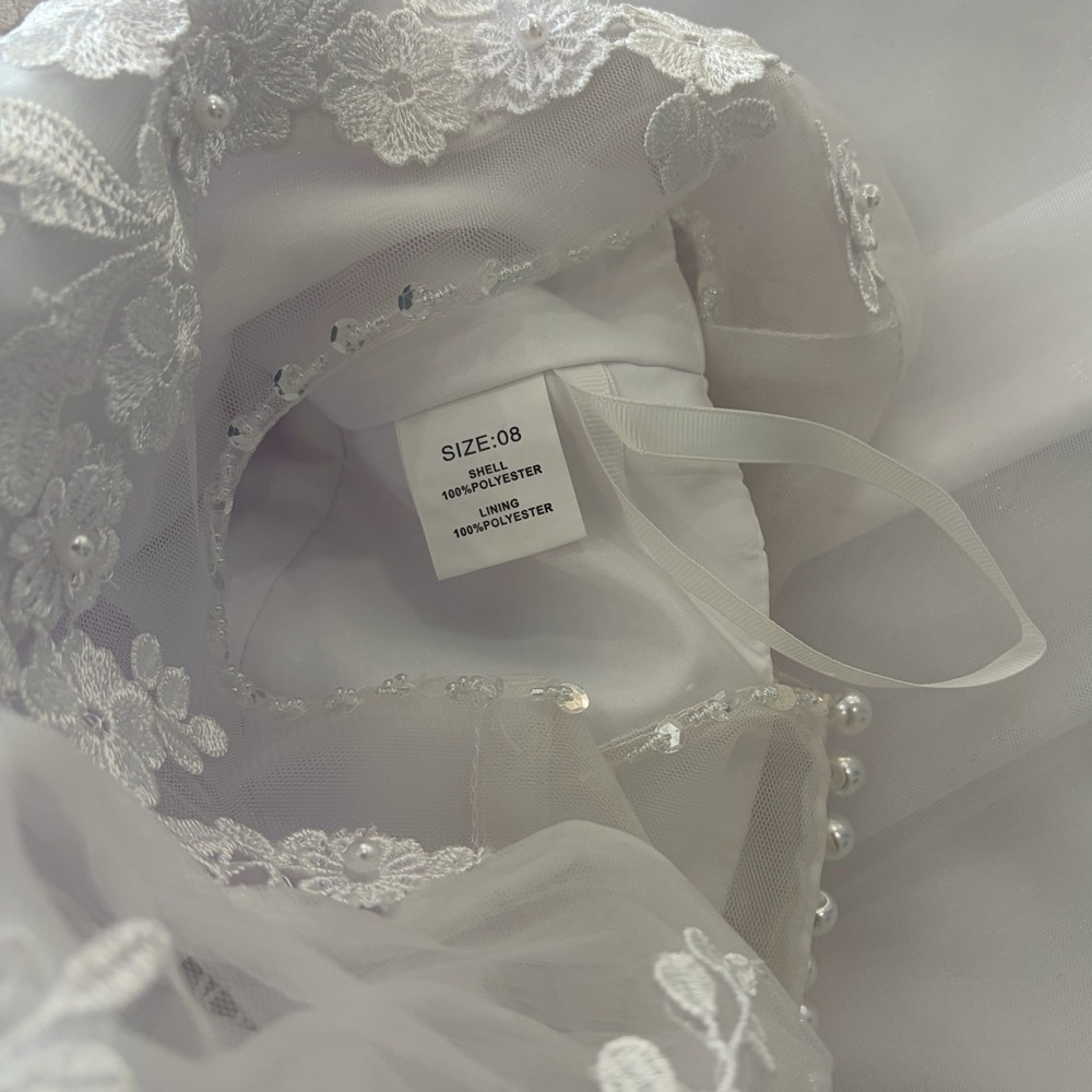 White Lace Girls First Communion Flower Girl Dress. - Picture 10 of 16